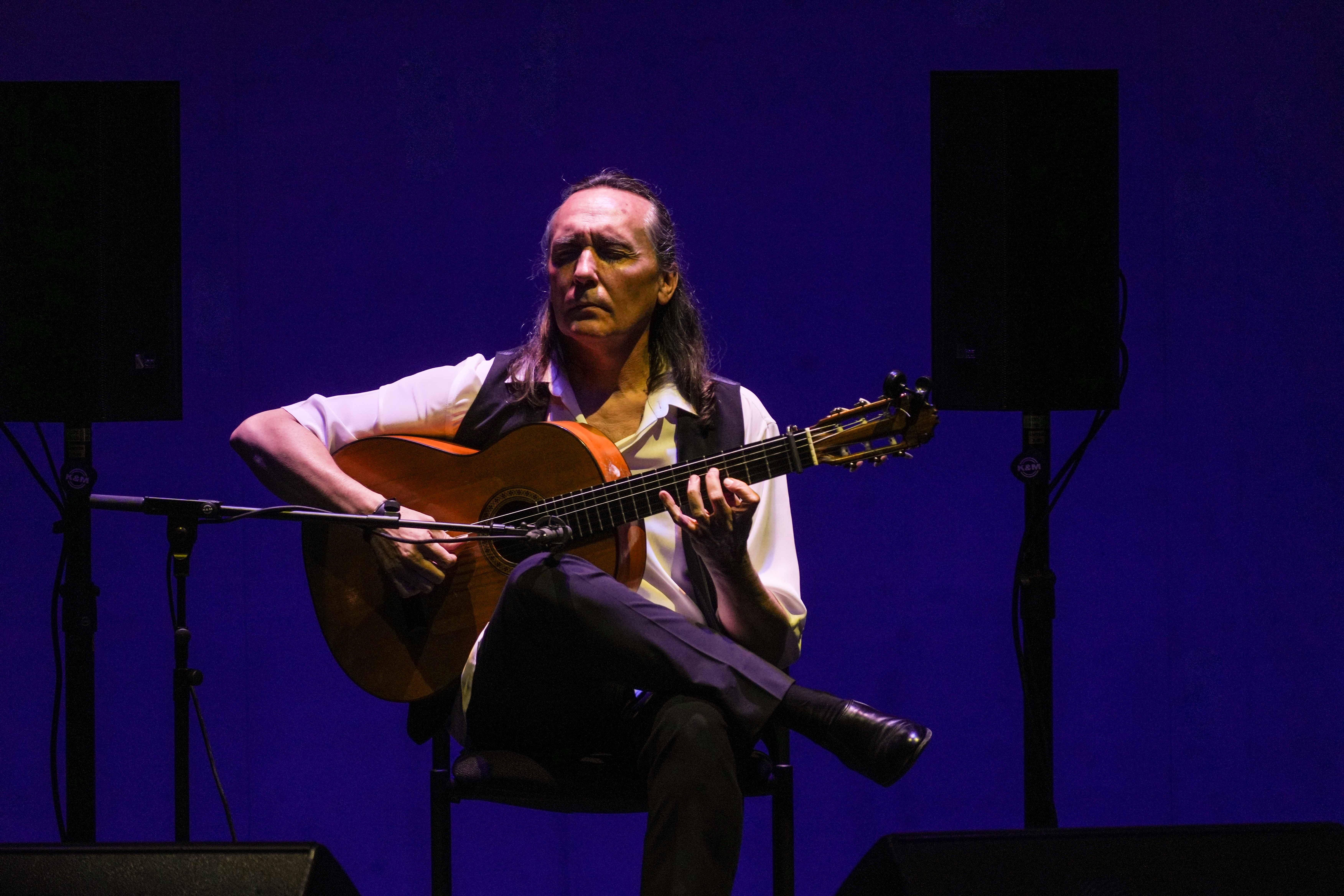 VicenteAmigo abrió anoche el 45 Festival de la Guitarra de Córdoba