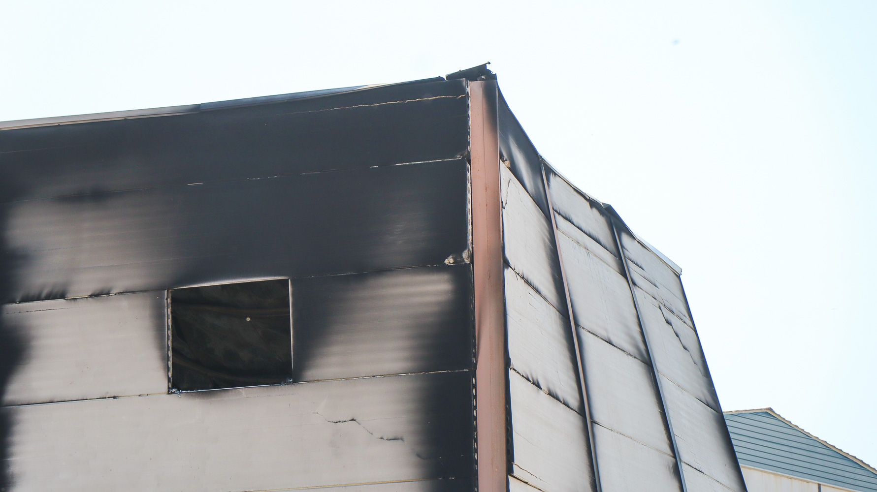 Incendio en nave industrial Parque Empresarial Principe Felipe 6