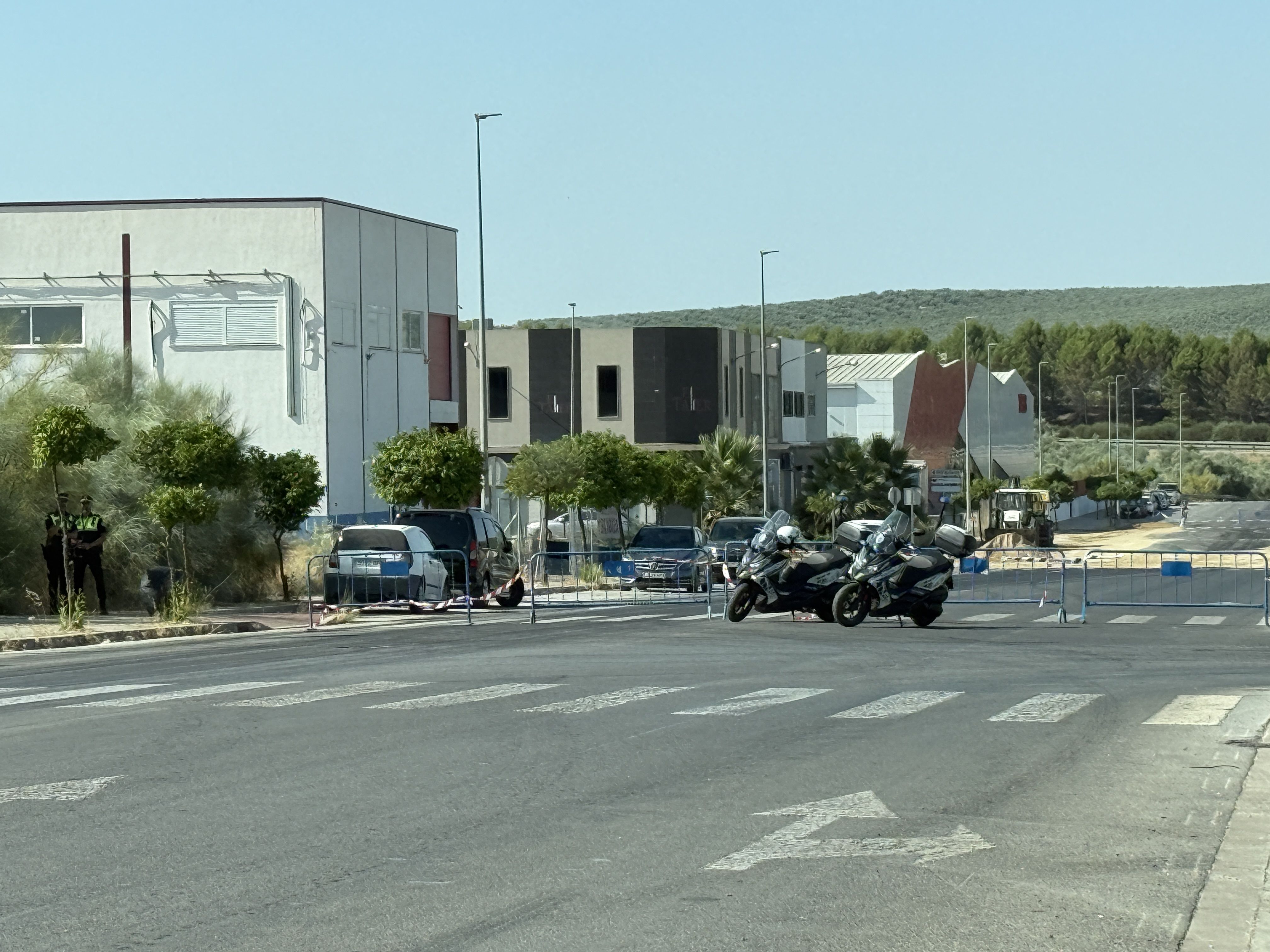 Incendio en nave industrial Parque Empresarial Principe Felipe 35