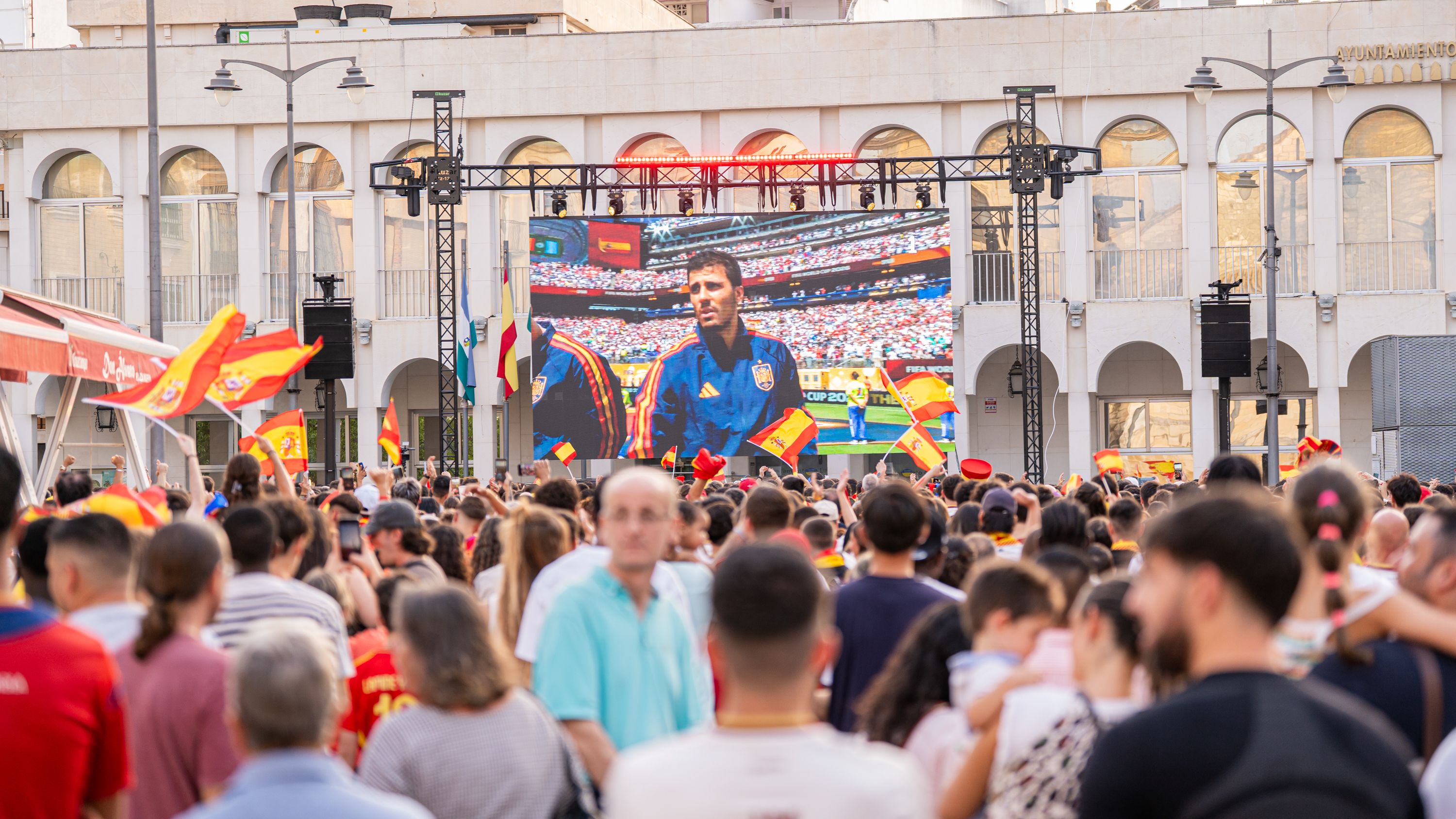 Lucena celebra el Mundial de Fútbol