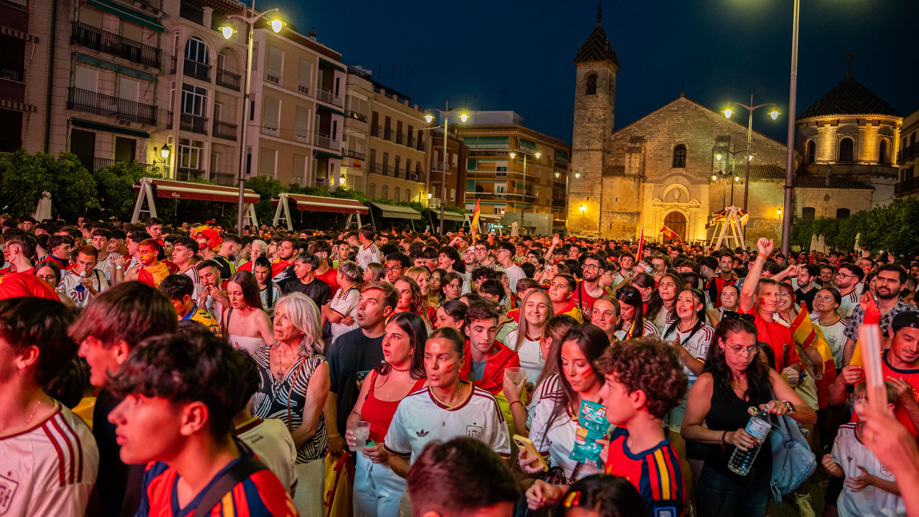 Lucena celebra el Mundial de Fútbol