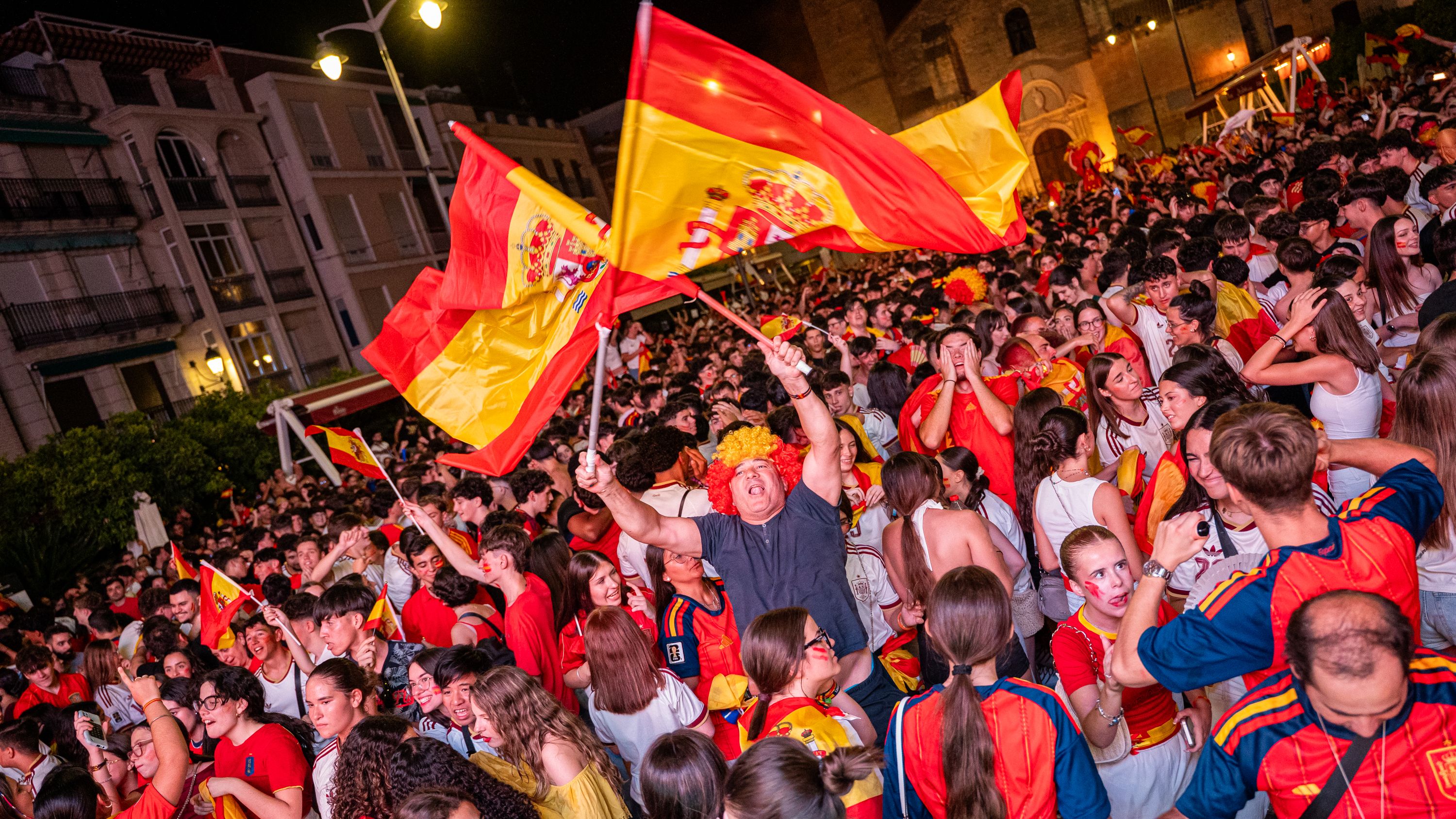 Lucena celebra el Mundial de Fútbol