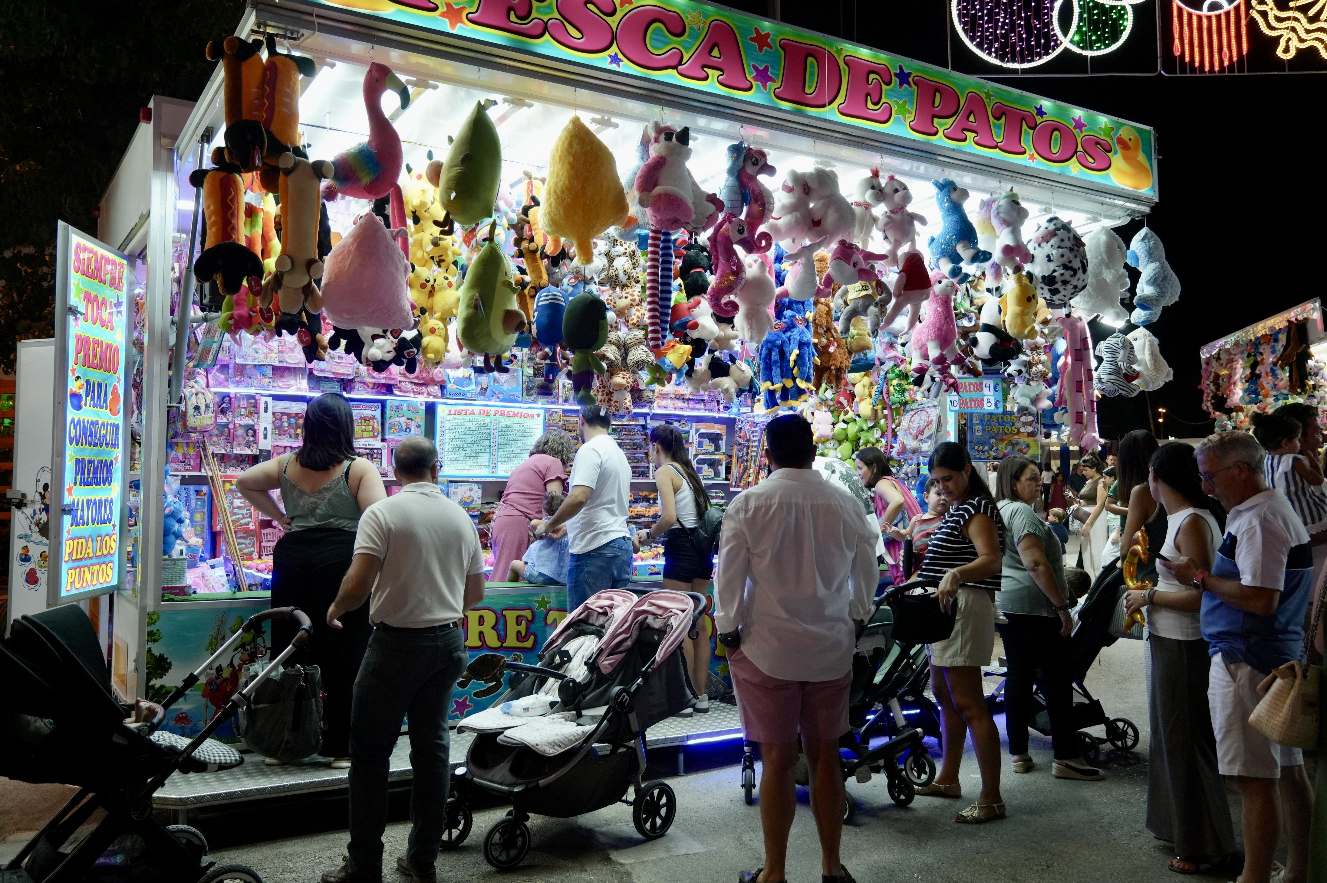 Encendido el alumbrado de la Feria del Valle