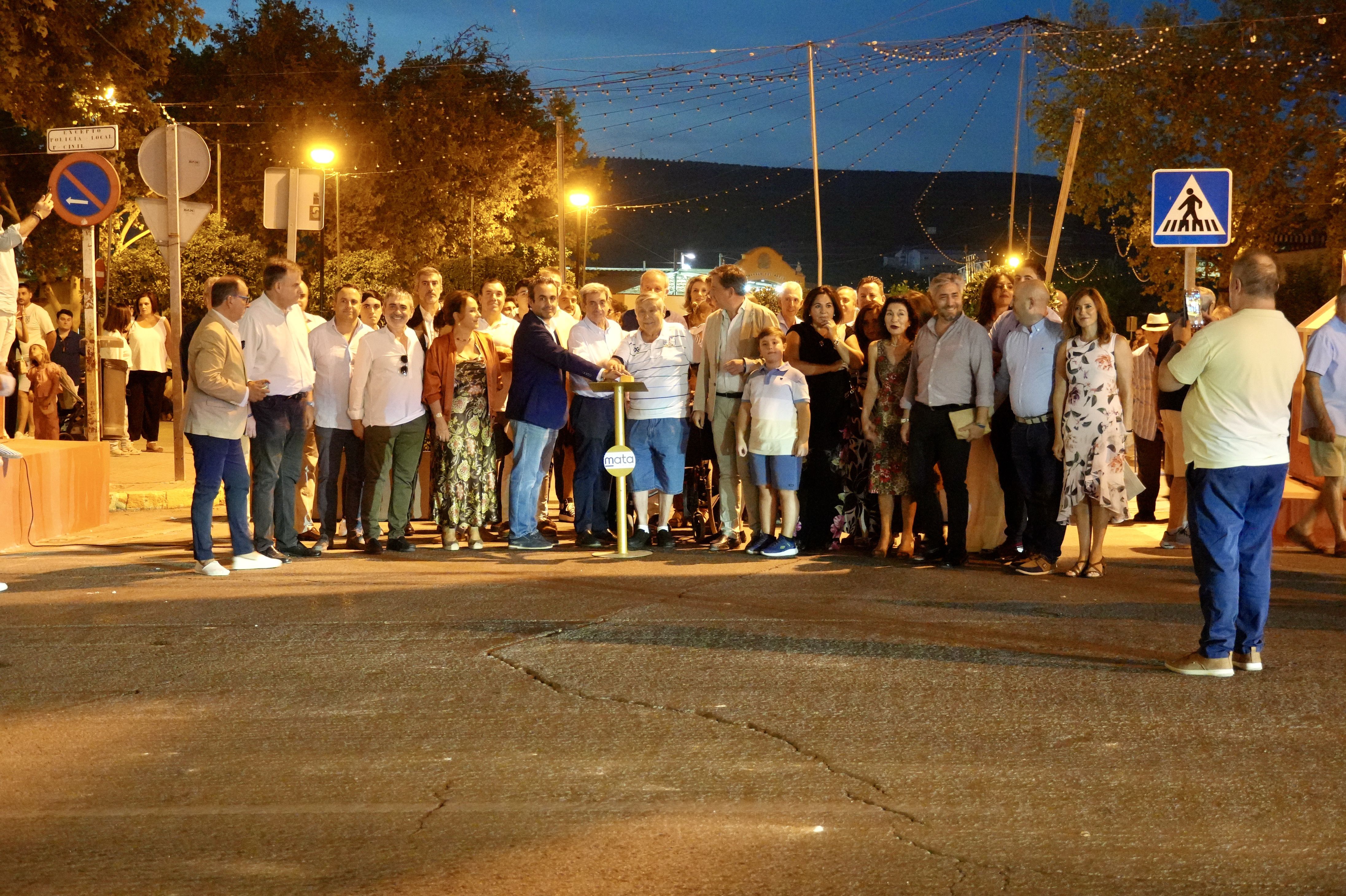 Encendido el alumbrado de la Feria del Valle