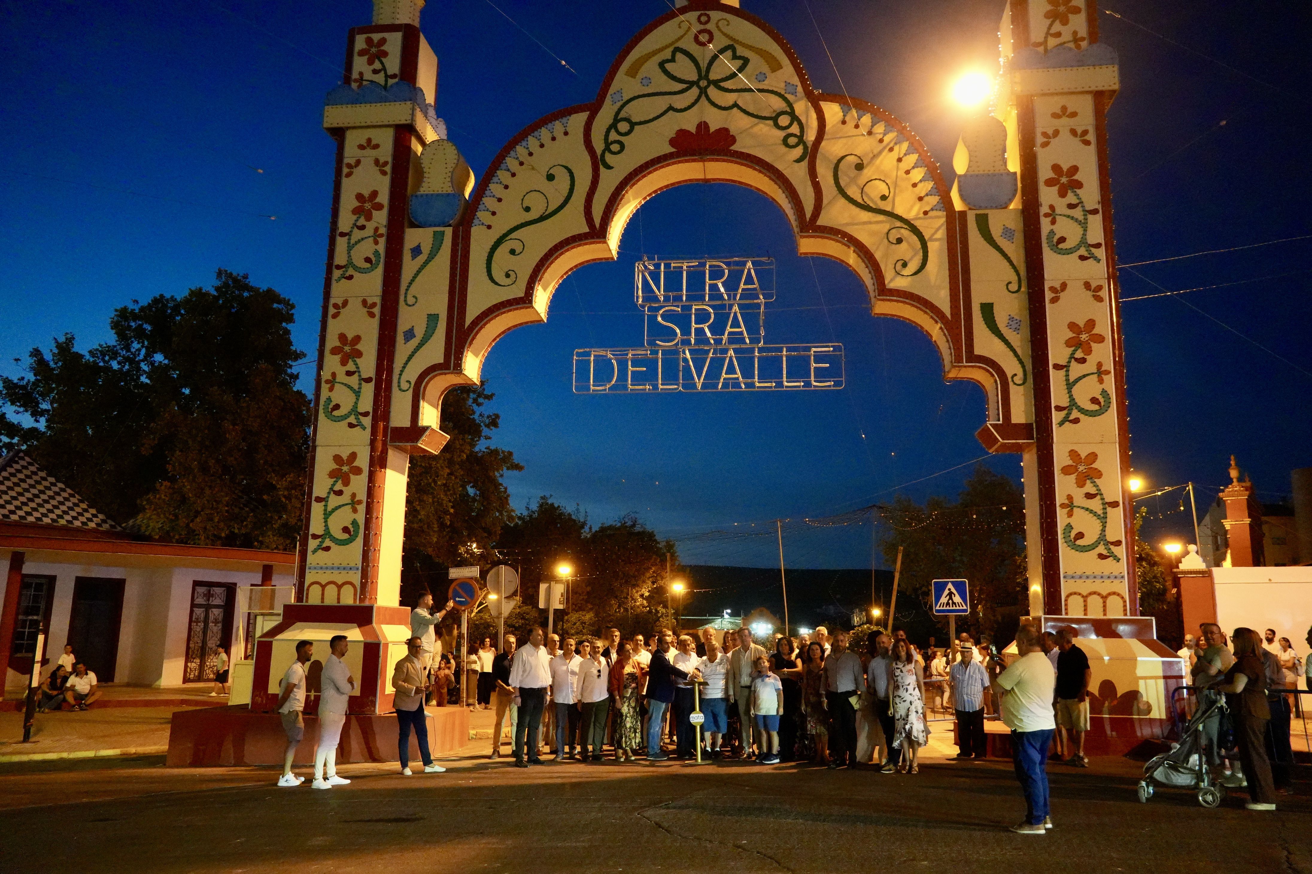 Encendido el alumbrado de la Feria del Valle