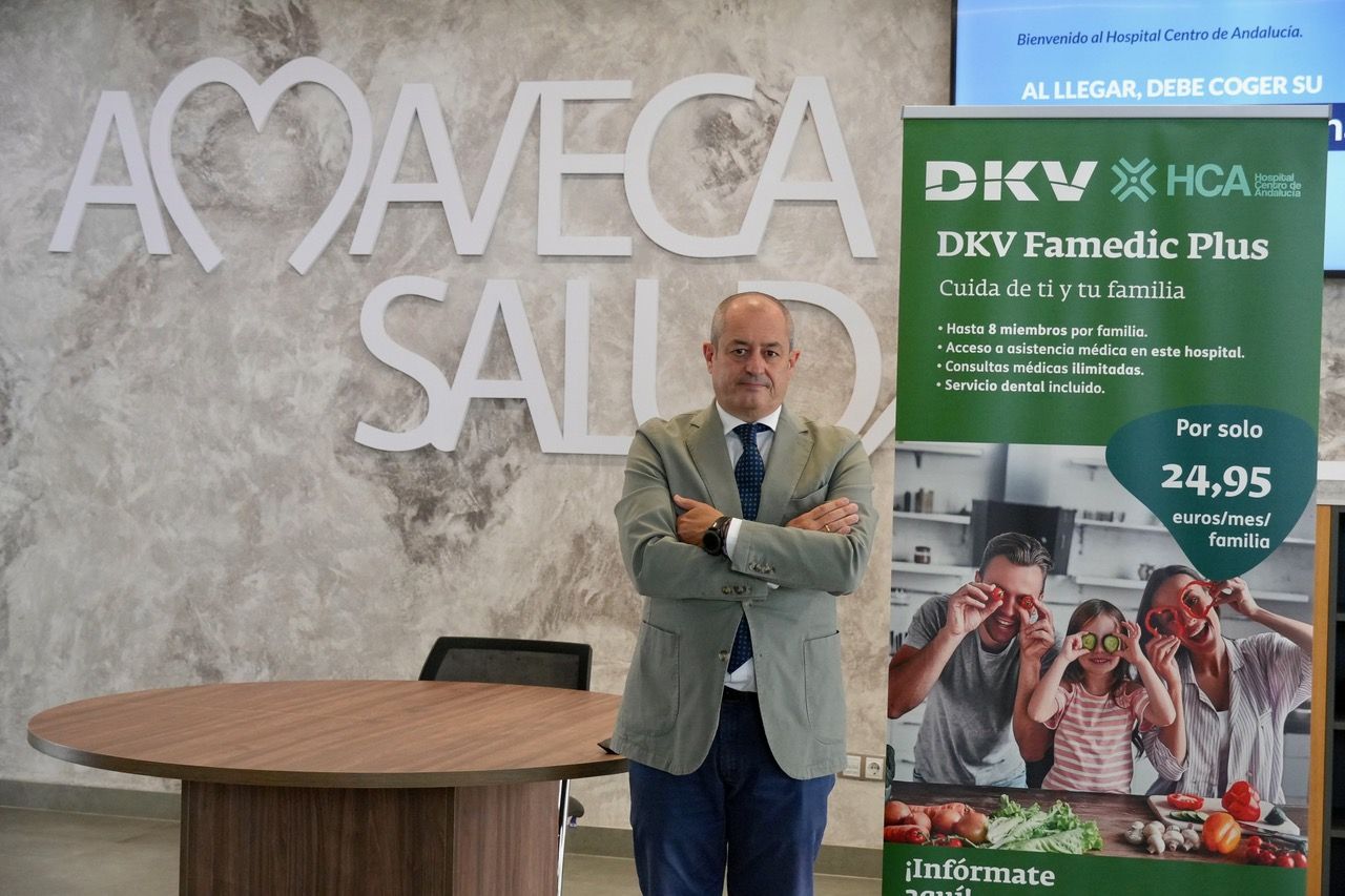 Aurelio Cabezas, Director de la Oficina Comercial ERGO DKV Córdoba en el Hospital Centro de Andalucía, uno de los centros concertados con DKV Famedic PLUS