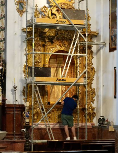 Restauración del retablo lateral Restauración del retablo lateral