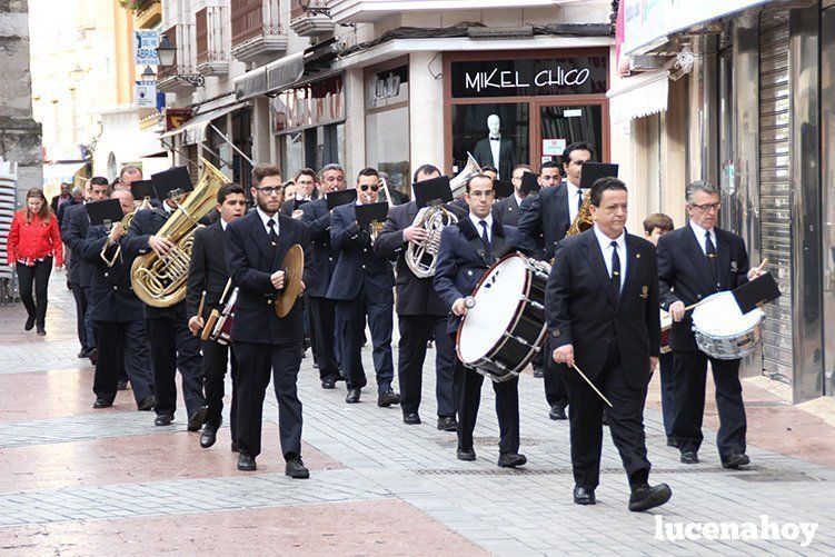 Galería: La cofradía del Amor y Paz elige la II Jornada de Puertas Abiertas de Casas de Hermandad para presentar la nueva túnica del Cristo de la Crucifixión