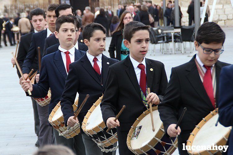 Galería: La cofradía del Amor y Paz elige la II Jornada de Puertas Abiertas de Casas de Hermandad para presentar la nueva túnica del Cristo de la Crucifixión