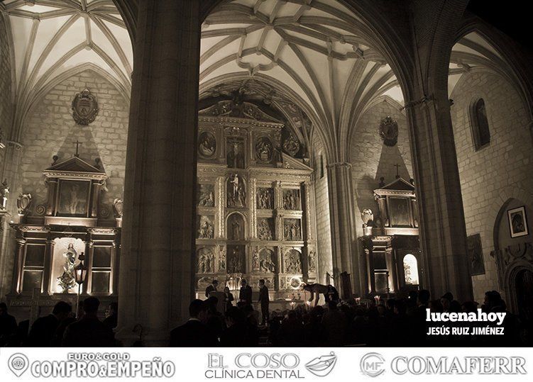 Galería Gráfica: El Cristo de la Humillación hace Vía Crucis en el interior del templo de San Mateo por la lluvia