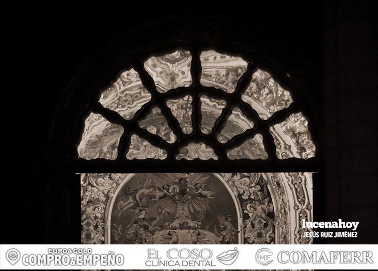 Galería Gráfica: El Cristo de la Humillación hace Vía Crucis en el interior del templo de San Mateo por la lluvia Galería Gráfica: El Cristo de la Humillación hace Vía Crucis en el interior del templo de San Mateo por la lluvia