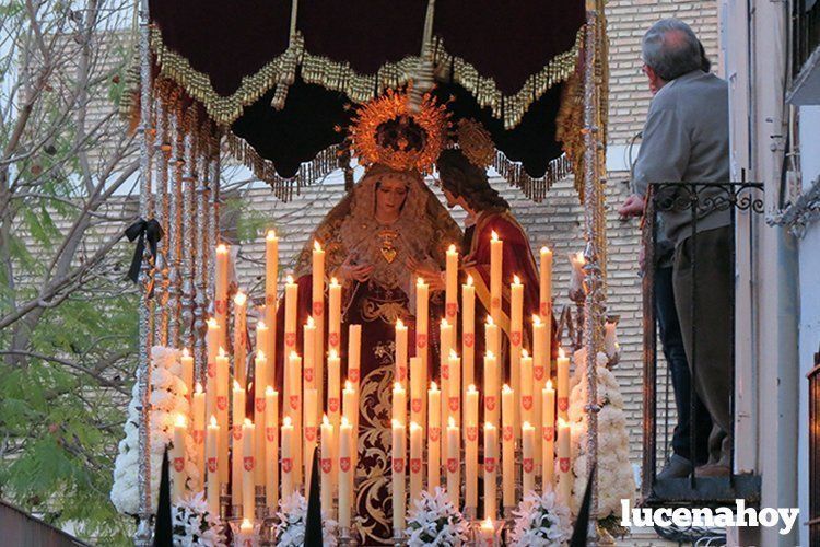  María Santísima del Divino Consuelo en la estación penitencial del año 2014. 