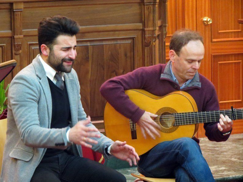 Club Koryo, Despertar-Proyecto Hombre, Infancia Solidaria y Juan González Palma recogen la Bandera de Andalucía