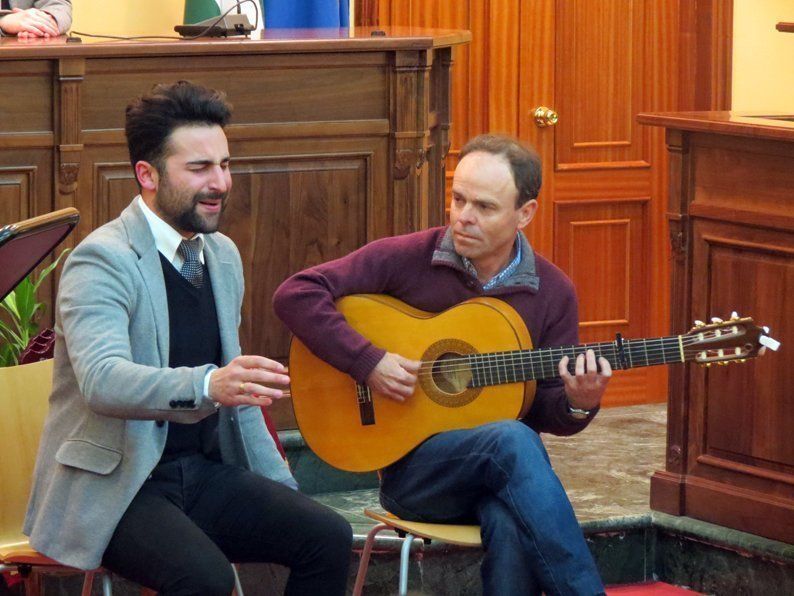 Club Koryo, Despertar-Proyecto Hombre, Infancia Solidaria y Juan González Palma recogen la Bandera de Andalucía