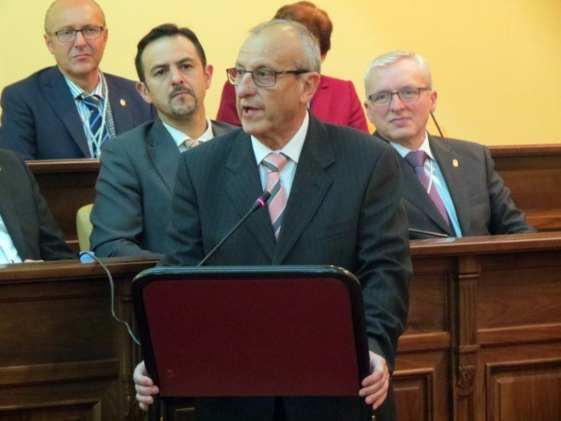 Club Koryo, Despertar-Proyecto Hombre, Infancia Solidaria y Juan González Palma recogen la Bandera de Andalucía