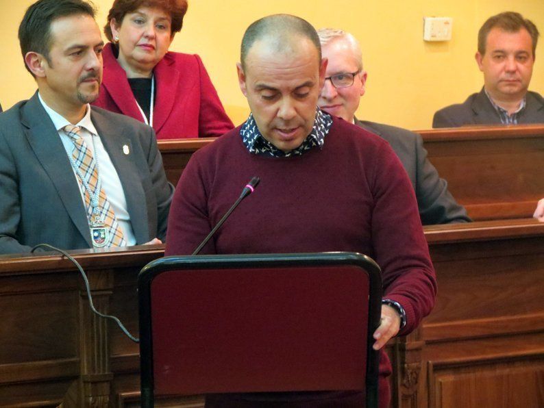 Club Koryo, Despertar-Proyecto Hombre, Infancia Solidaria y Juan González Palma recogen la Bandera de Andalucía