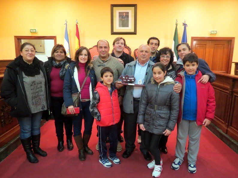 Club Koryo, Despertar-Proyecto Hombre, Infancia Solidaria y Juan González Palma recogen la Bandera de Andalucía Club Koryo, Despertar-Proyecto Hombre, Infancia Solidaria y Juan González Palma recogen la Bandera de Andalucía