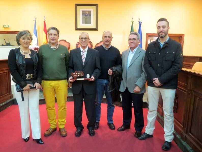 Club Koryo, Despertar-Proyecto Hombre, Infancia Solidaria y Juan González Palma recogen la Bandera de Andalucía