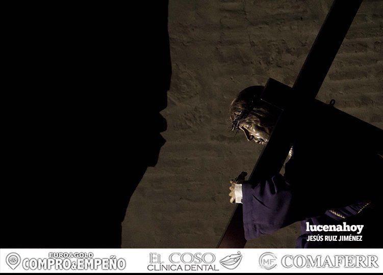 Galería: Solemne Vía Crucis de Ntro. Padre Jesús Caído en la iglesia de Santiago Galería: Solemne Vía Crucis de Ntro. Padre Jesús Caído en la iglesia de Santiago