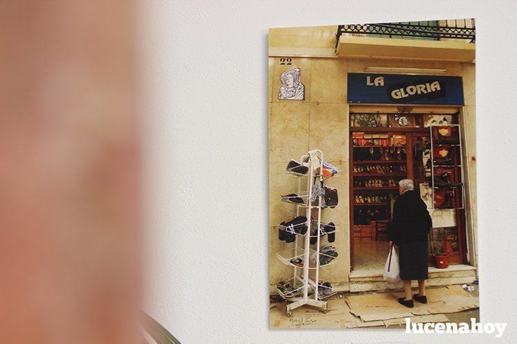 Galería: Araceli Cantero muestra su visión del universo femenino en una exposición en Santa Ana con motivo del día de Mujer Galería: Araceli Cantero muestra su visión del universo femenino en una exposición en Santa Ana con motivo del día de Mujer