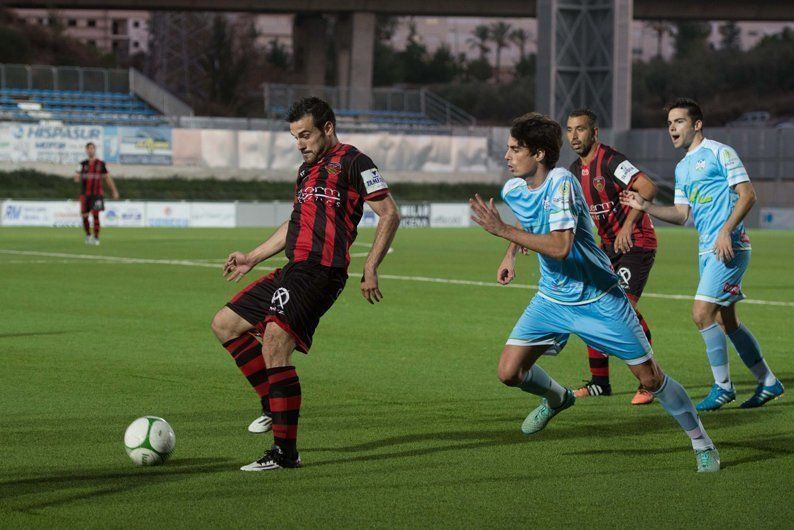  Partido entre el Ciudad de Lucena y el Salerm Puente Genil de la primera vuelta. SERGIO RODRÍGUEZ 