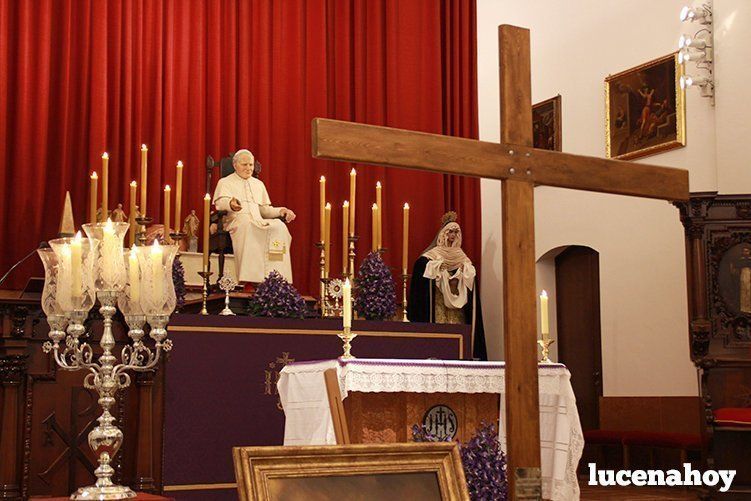 Galería: La Cruz de los Jóvenes visita Lucena por segunda vez, siendo recibida por los niños de catequesis y la Agrupación de Cofradías