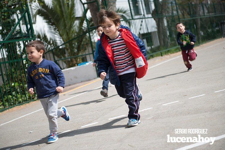 Galería: Los niños y profesores del Colegio Virgen de Araceli corren para Manos Unidas