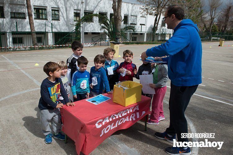 Galería: Los niños y profesores del Colegio Virgen de Araceli corren para Manos Unidas