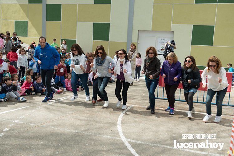 Galería: Los niños y profesores del Colegio Virgen de Araceli corren para Manos Unidas