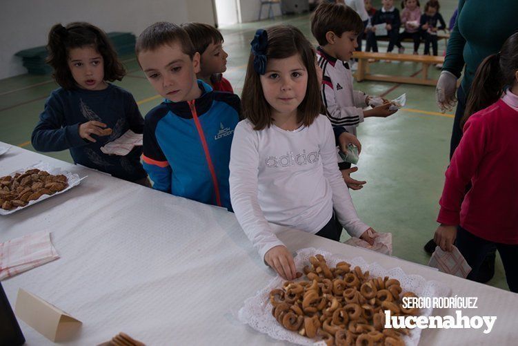 Galería: El colegio Virgen de Araceli celebra su IV Degustación de Dulces Tradicionales organizada por el AMPA del centro