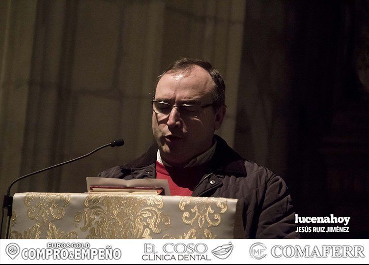 Galería: El Vía Crucis del Silencio se queda en San Mateo ante la amenaza de lluvia