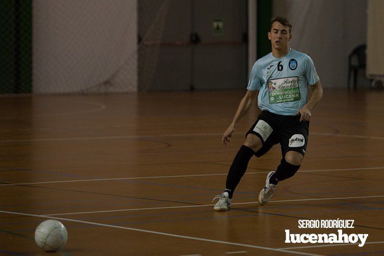 Galería: Viernes de dolores para el Lucena Futsal, que cae 3-5 frente al Triana