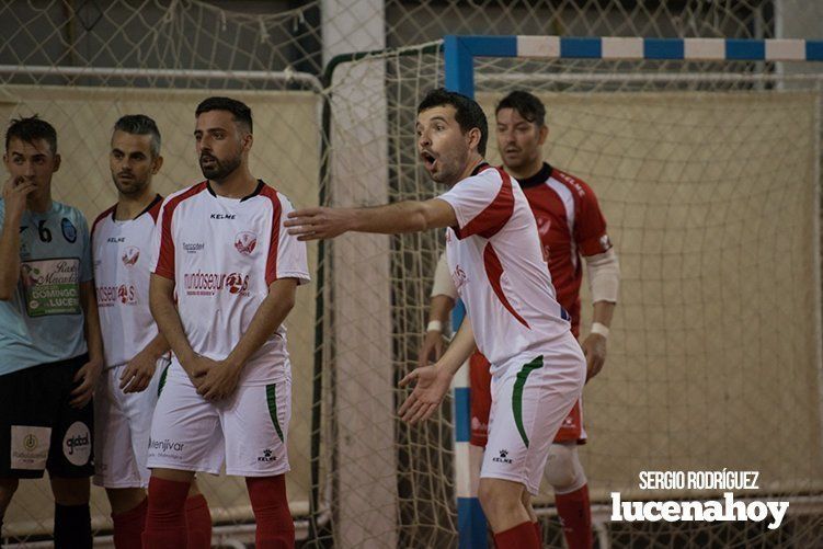 Galería: Viernes de dolores para el Lucena Futsal, que cae 3-5 frente al Triana Galería: Viernes de dolores para el Lucena Futsal, que cae 3-5 frente al Triana