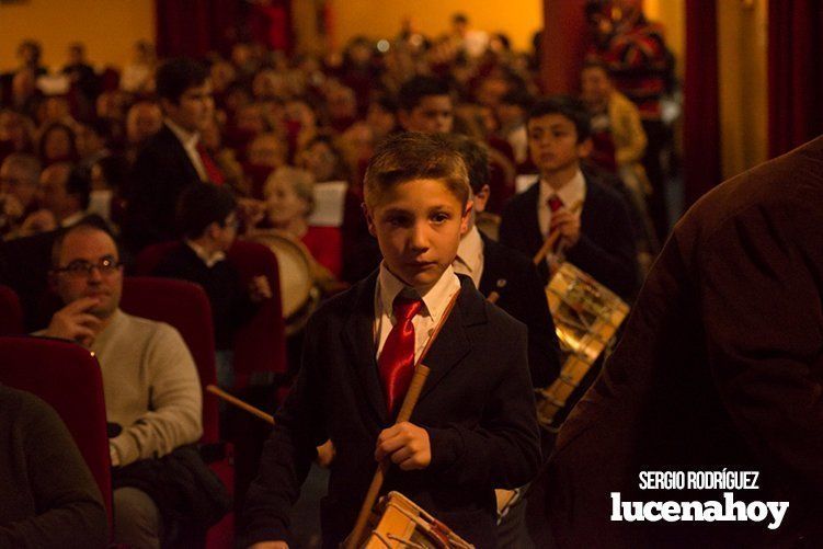 Galería: Los niños del Colegio Antonio Machado llevan al Palacio Erisana su II Pregón y Viacrucis Infantil a beneficio del niño egabrense Izan