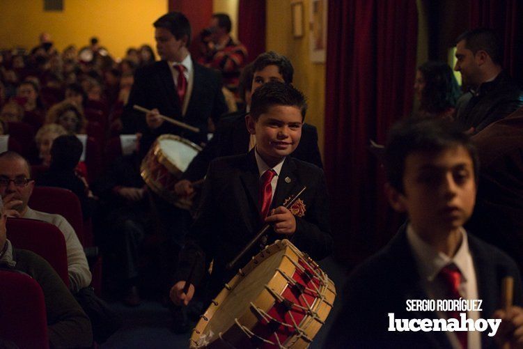 Galería: Los niños del Colegio Antonio Machado llevan al Palacio Erisana su II Pregón y Viacrucis Infantil a beneficio del niño egabrense Izan