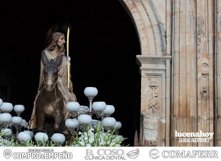 Galería: La Pollinita abre los desfiles procesionales de la Semana Santa de Lucena