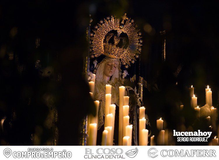 Galería: La Cofradía Franciscana de la Pasión volvió a llenar ayer la noche del Lunes Santo