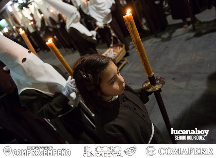 Galería: La Cofradía Franciscana de la Pasión volvió a llenar ayer la noche del Lunes Santo