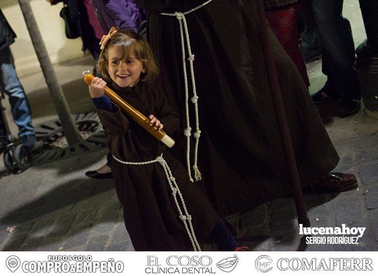 Galería: La Cofradía Franciscana de la Pasión volvió a llenar ayer la noche del Lunes Santo