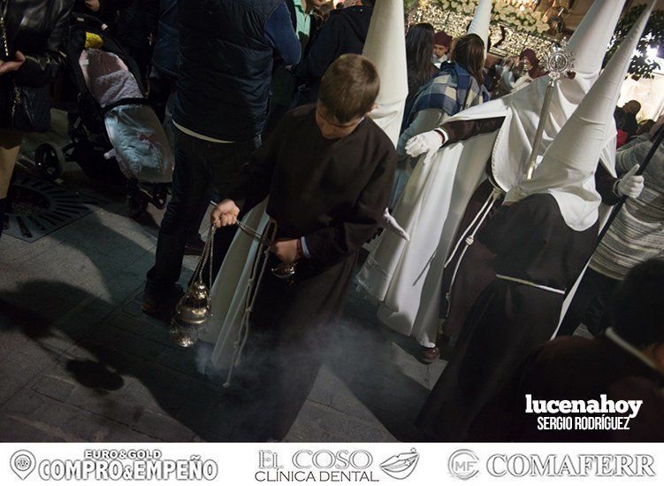 Galería: La Cofradía Franciscana de la Pasión volvió a llenar ayer la noche del Lunes Santo Galería: La Cofradía Franciscana de la Pasión volvió a llenar ayer la noche del Lunes Santo