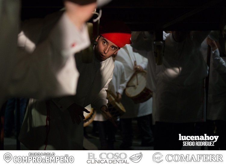 Galería: La Cofradía Franciscana de la Pasión volvió a llenar ayer la noche del Lunes Santo Galería: La Cofradía Franciscana de la Pasión volvió a llenar ayer la noche del Lunes Santo