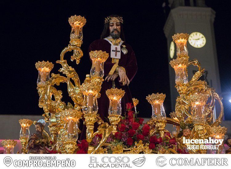 Galería: La Cofradía Franciscana de la Pasión volvió a llenar ayer la noche del Lunes Santo Galería: La Cofradía Franciscana de la Pasión volvió a llenar ayer la noche del Lunes Santo