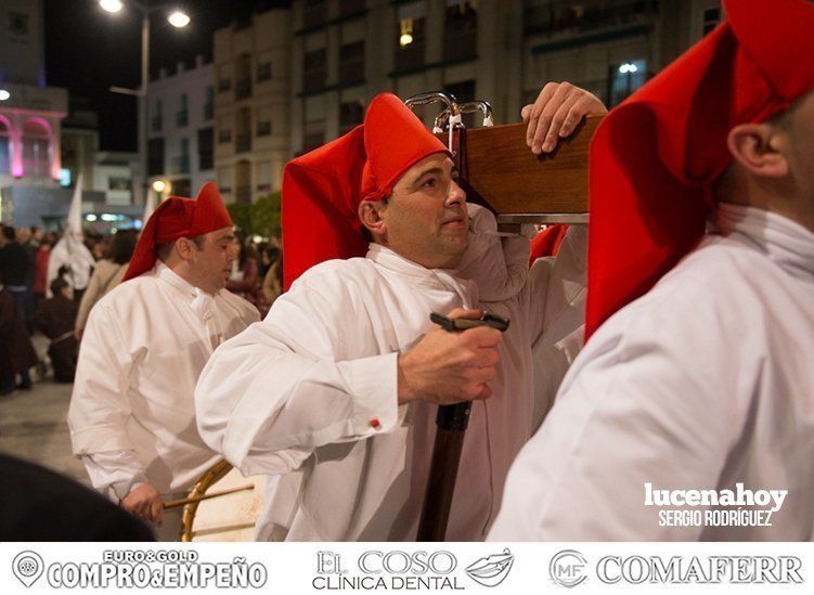 Galería: La Cofradía Franciscana de la Pasión volvió a llenar ayer la noche del Lunes Santo