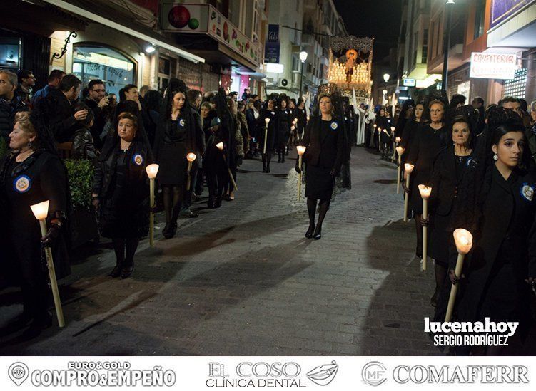 Galería: La Cofradía Franciscana de la Pasión volvió a llenar ayer la noche del Lunes Santo Galería: La Cofradía Franciscana de la Pasión volvió a llenar ayer la noche del Lunes Santo