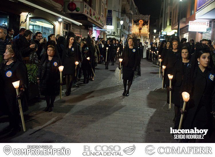 Galería: La Cofradía Franciscana de la Pasión volvió a llenar ayer la noche del Lunes Santo