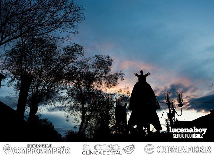 Galería: La Archicofradía del Carmen protagoniza una estación penitencial huerfana de dos de sus titulares