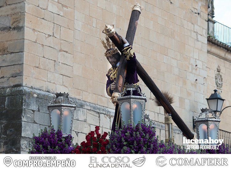 Galería: El Nazareno del Valle y la Amargura parten de San Mateo para llenar el Miércoles Santo lucentino