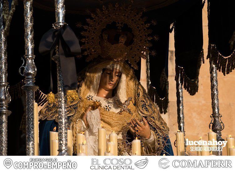 Galería: El Nazareno del Valle y la Amargura parten de San Mateo para llenar el Miércoles Santo lucentino