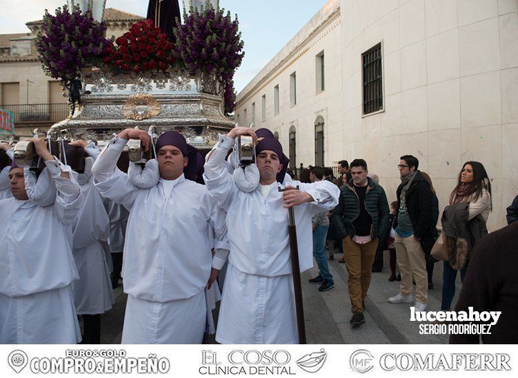 Galería: El Nazareno del Valle y la Amargura parten de San Mateo para llenar el Miércoles Santo lucentino