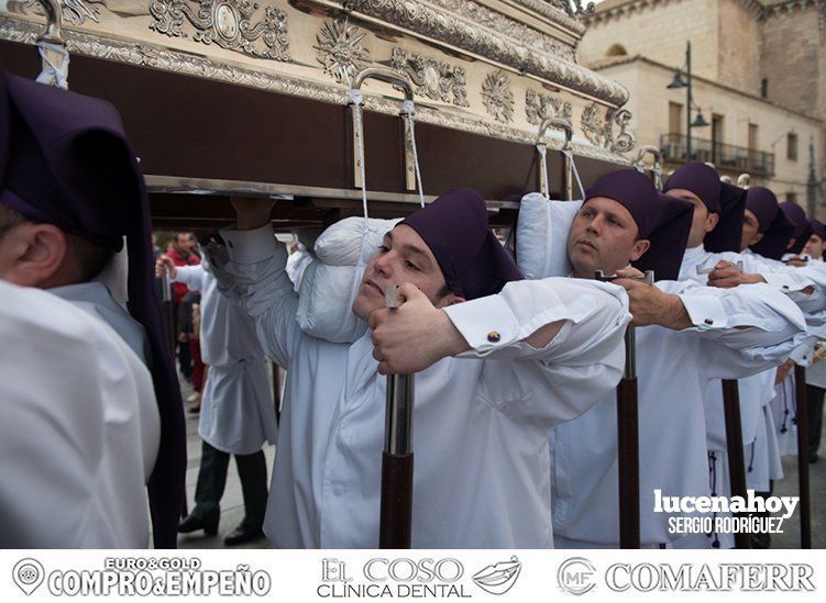 Galería: El Nazareno del Valle y la Amargura parten de San Mateo para llenar el Miércoles Santo lucentino